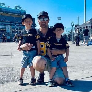 Meet your Posher, Shane